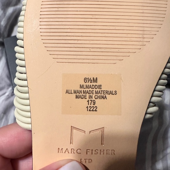 Marc Fisher Sandal - Picture 4 of 4